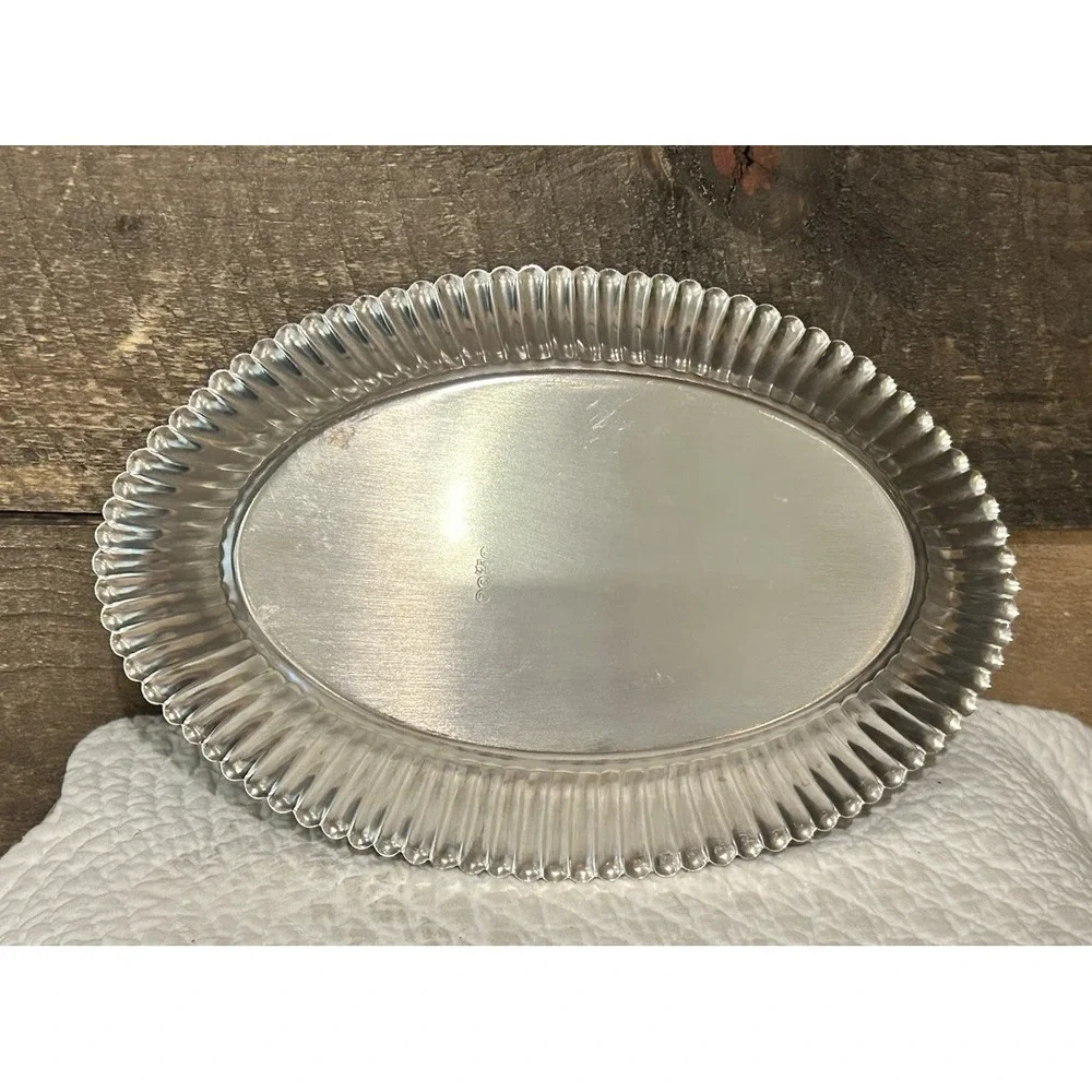 Vintage Oval PRILL SILVER Plated Ribbed Serving Dish w/ Scalloped Edge – 10 X 6½